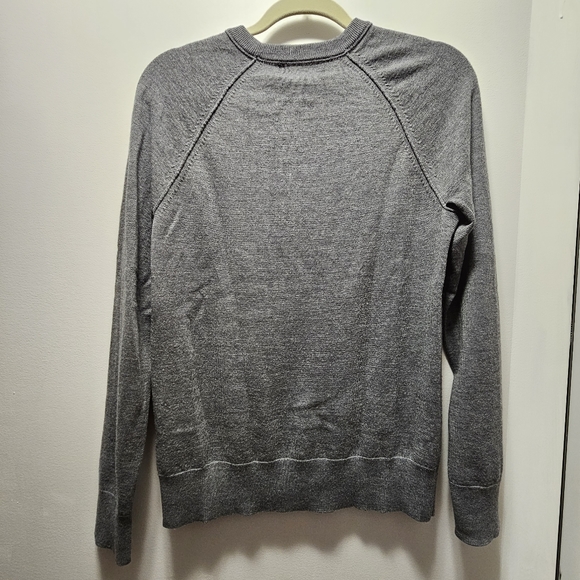 Banana Republic S Merino Crewneck - Picture 2 of 4